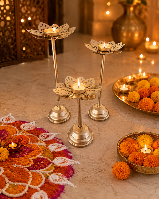 Gold Lotus Tealight Stand – Set of 3