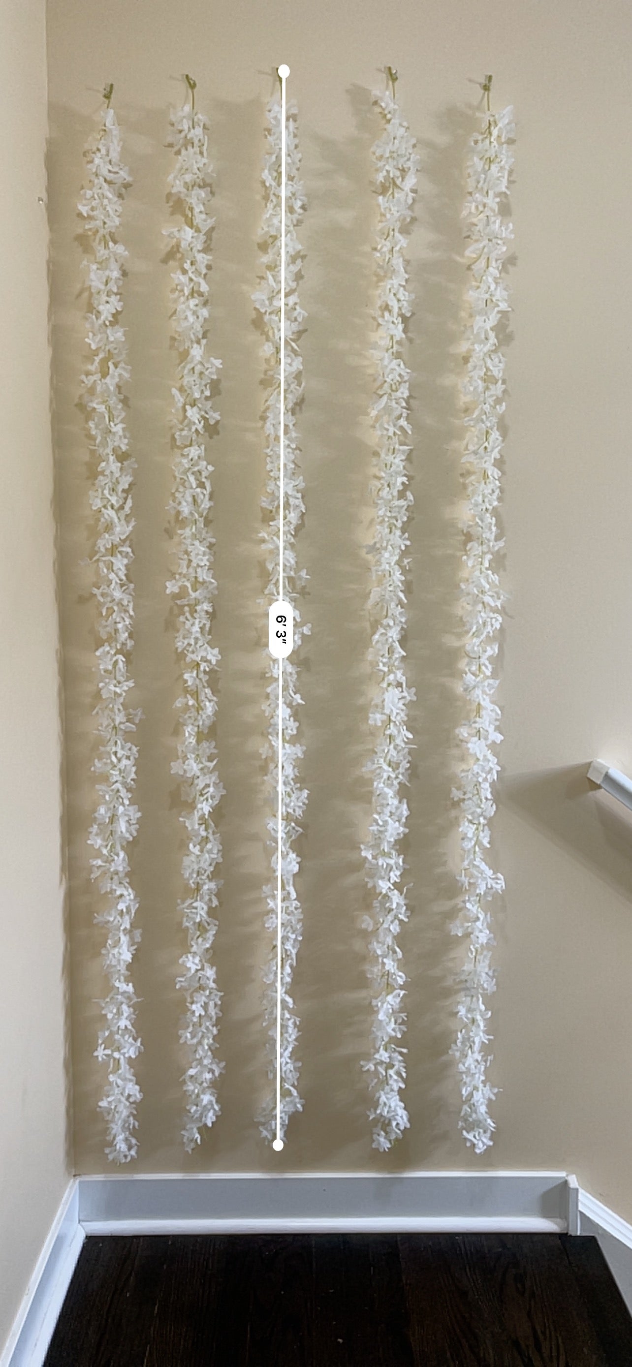 White Blossom Vine Garland – Pack of 5