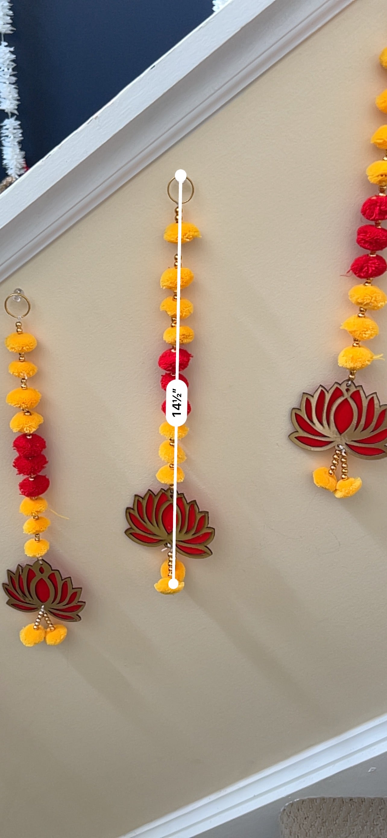 Pom-Pom Lotus Hanging